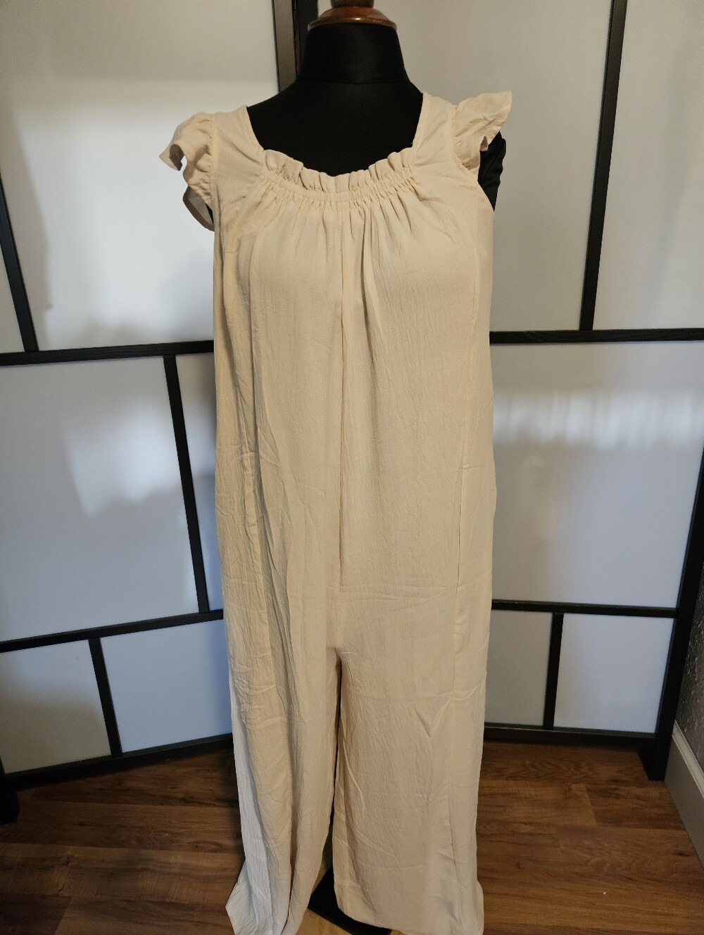 Light Cream Ruffled Sleeveless Wide-Leg Jumpsuit With Pockets